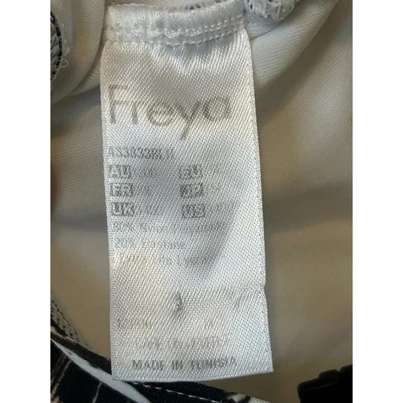 Freya Castaway underwired padded halterneck swimsuit Beach Swimming Vacation - Picture 8 of 8